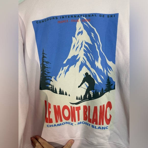 Le Mont Blanc Graphic Sweatshirt XXS Light Pink Crewneck Pullover Fits like M - Picture 4 of 4